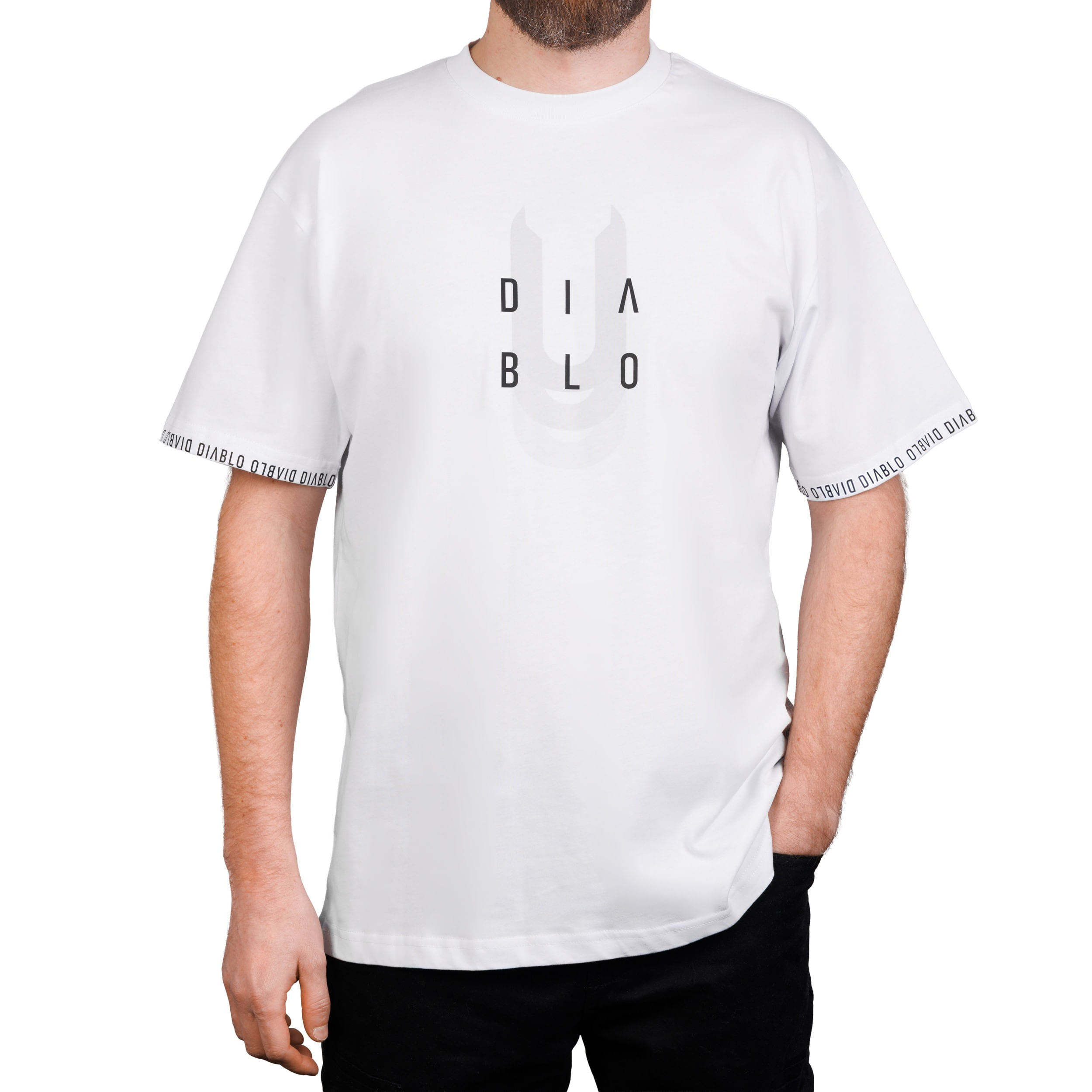 nume de cod: spionul de noiembrie Tricou barbati alb marimea M Tricou brbai alb mrimea M