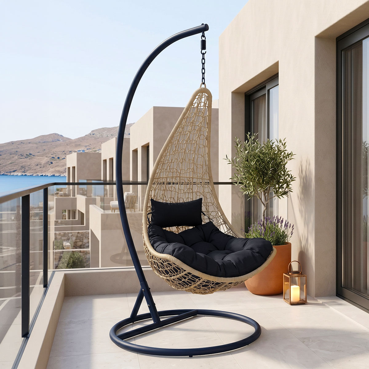 Balansoar pentru copii cu baza Soleil din metal pakoworld negru - pe ratan natural cu perna neagra 120x95x195cm Balansoar pentru copii cu ba...